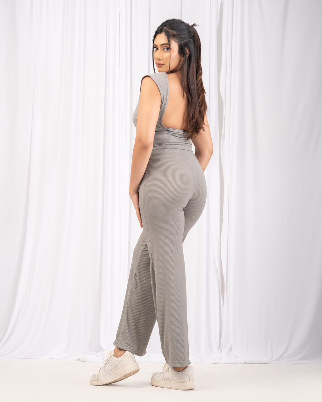 Classic Back Open Crop