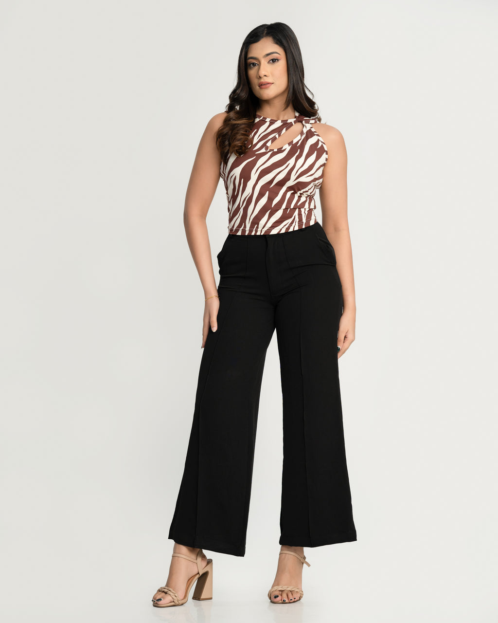 Audrey Front Open Crop