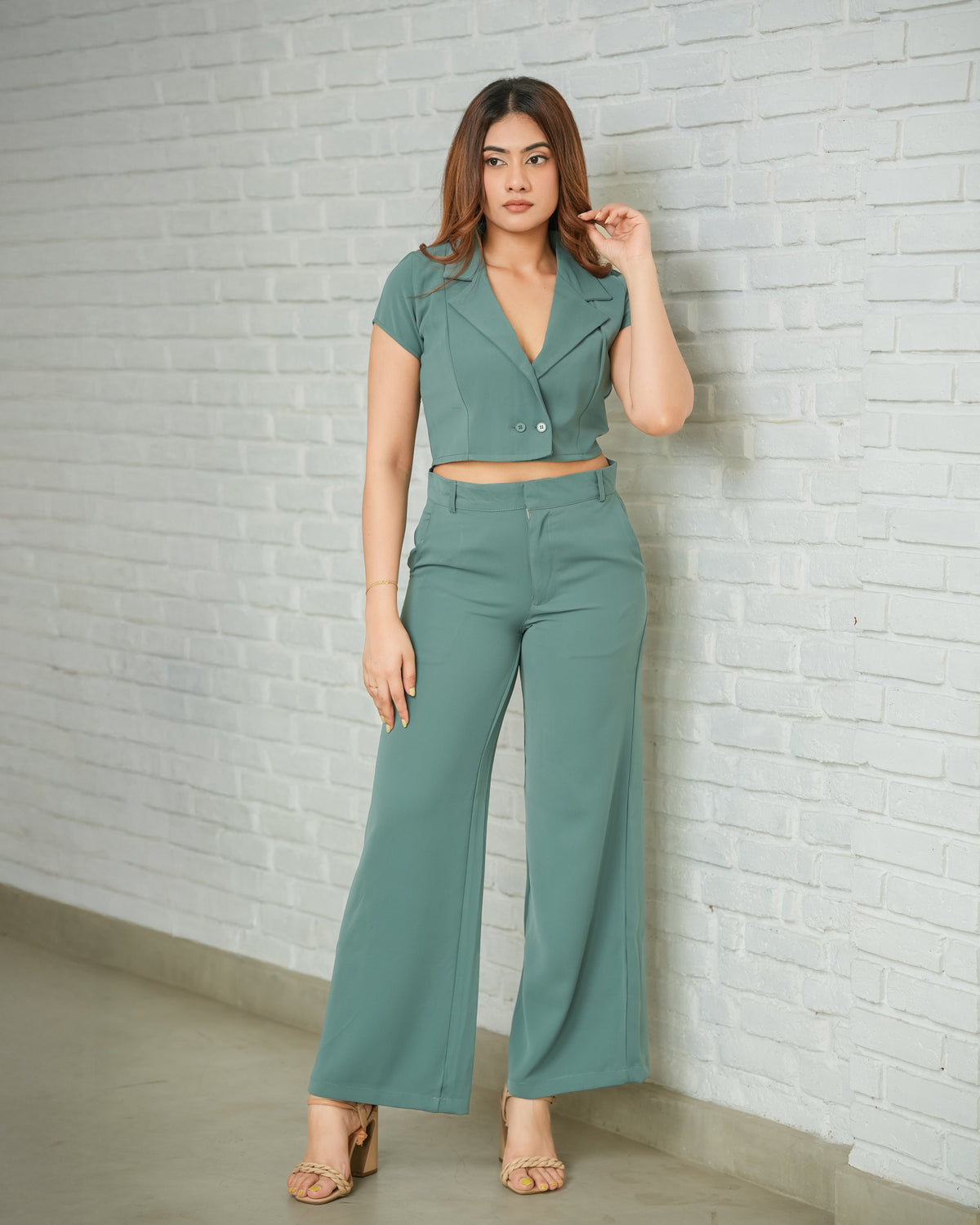 Viora Crop Shirt