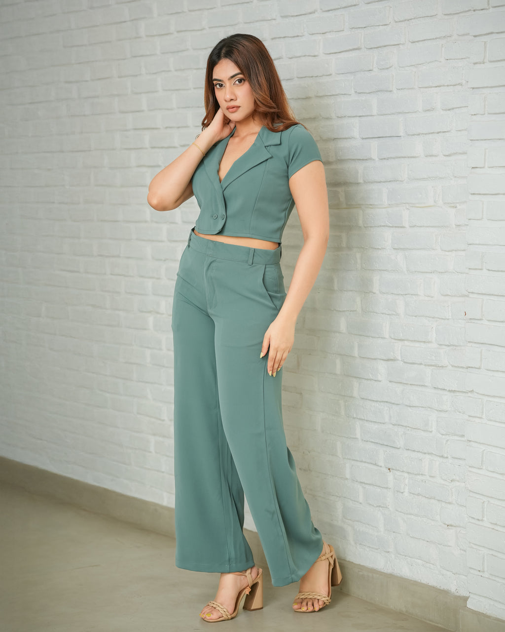 Viora Crop Shirt