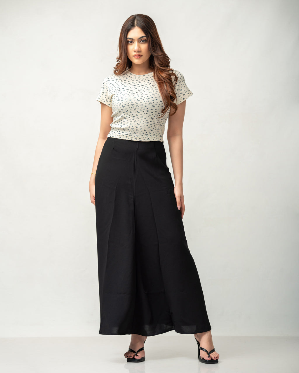 Elva Basic Crop