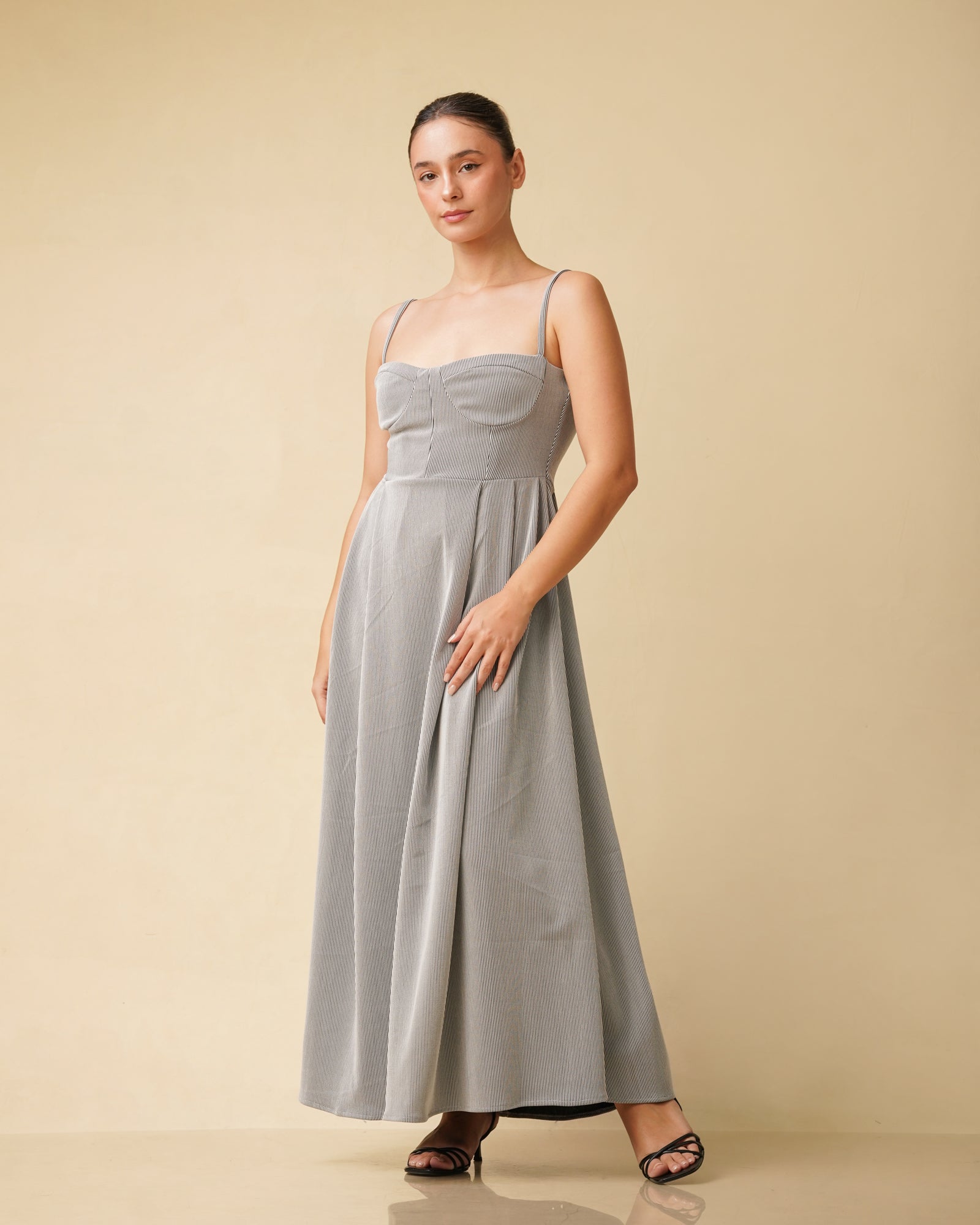 Etoffe Velora Dress
