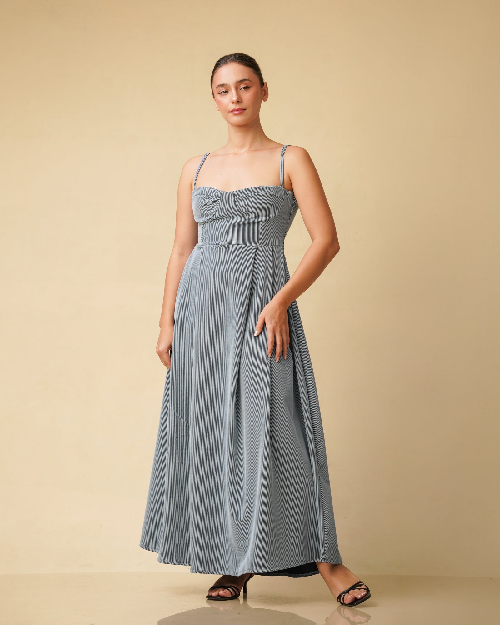 Etoffe Velora Dress