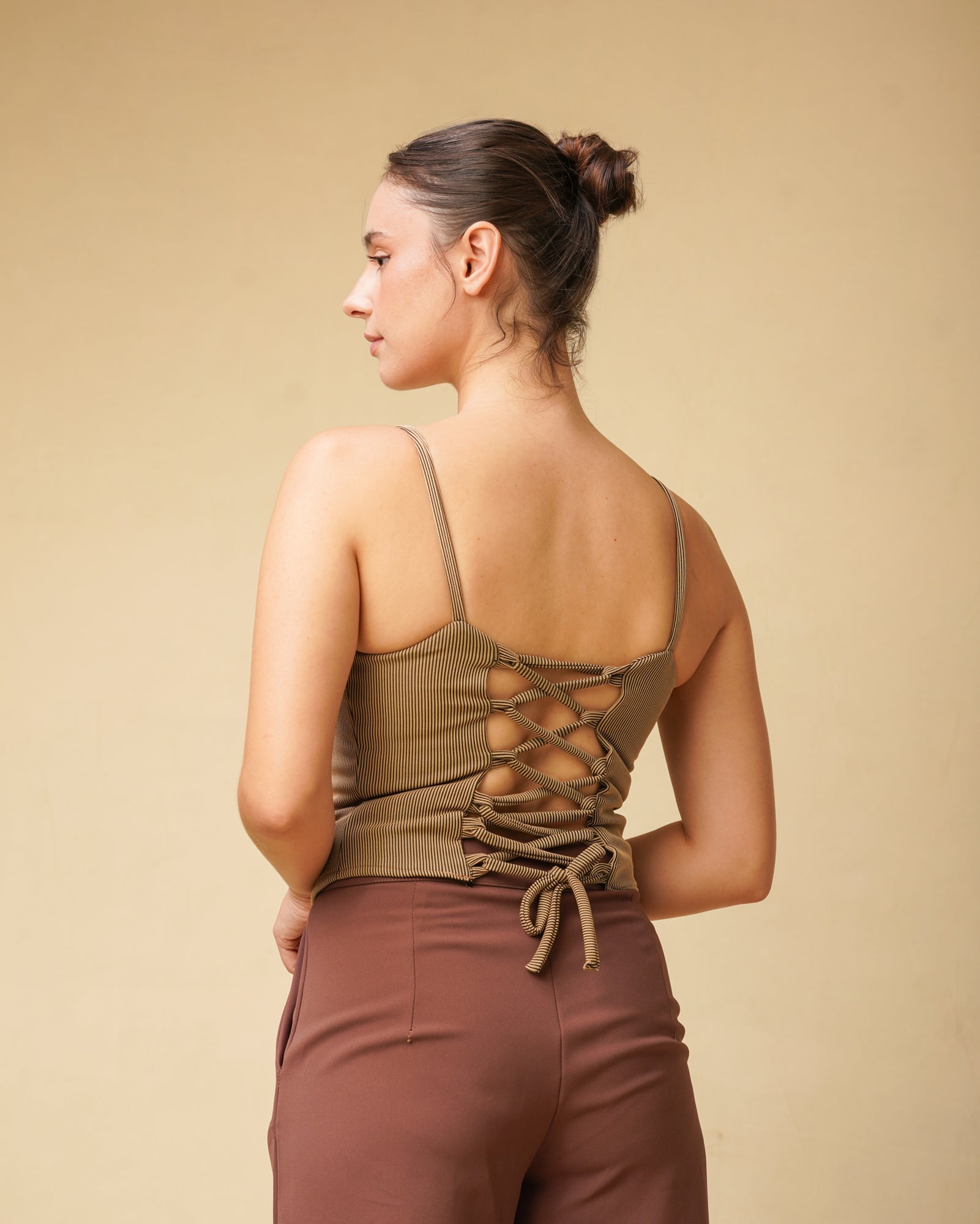Etoffe Cross Tie Top