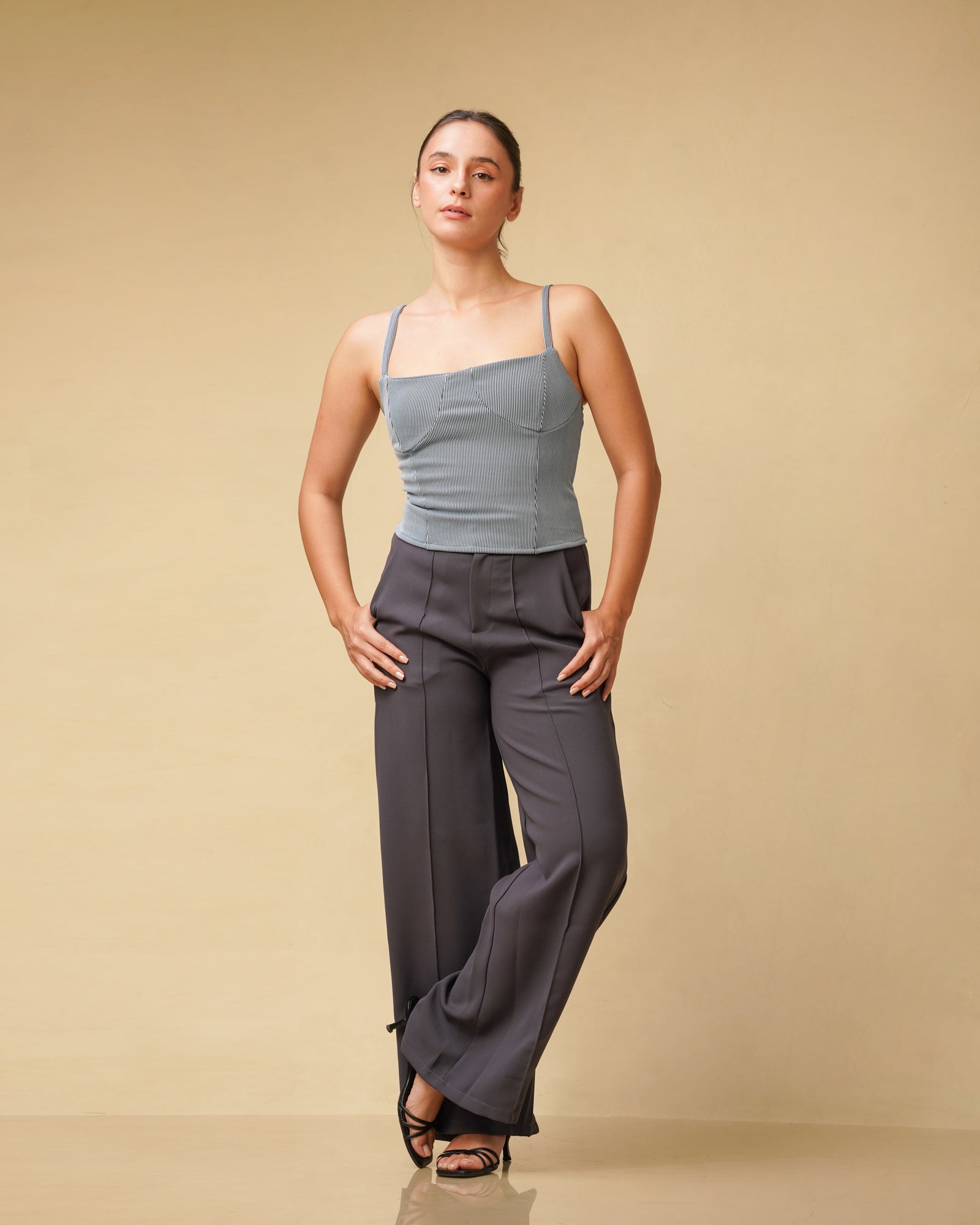 Etoffe Cross Tie Top
