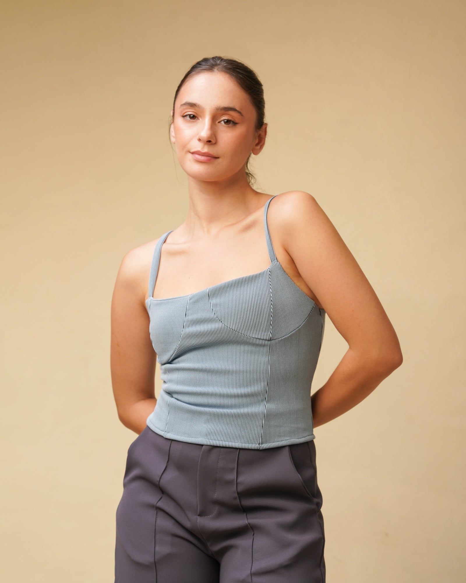 Etoffe Cross Tie Top
