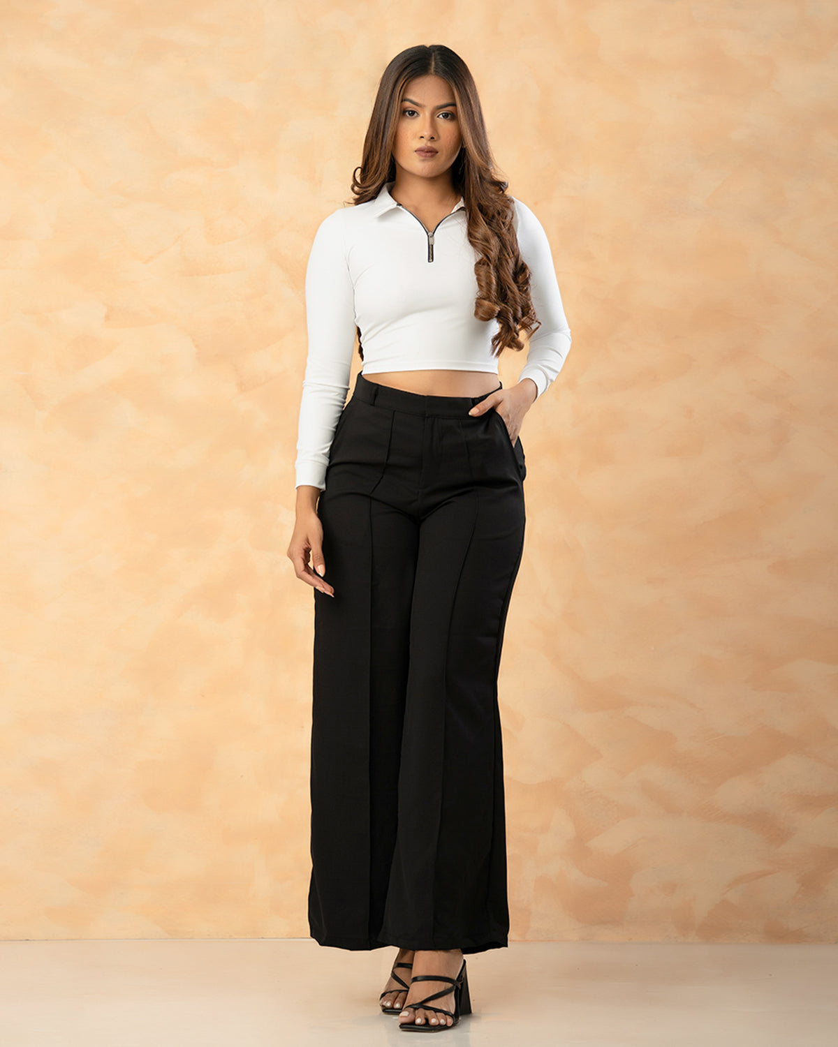 Revival Zipper Crop