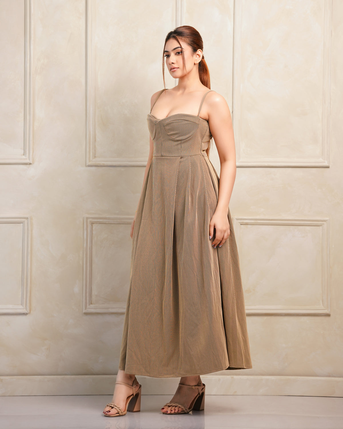 Etoffe Velora Dress