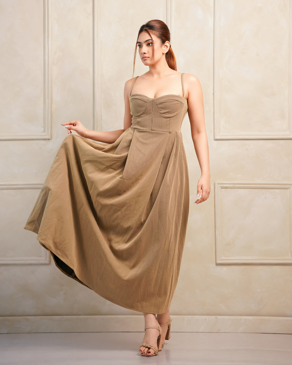 Etoffe Velora Dress