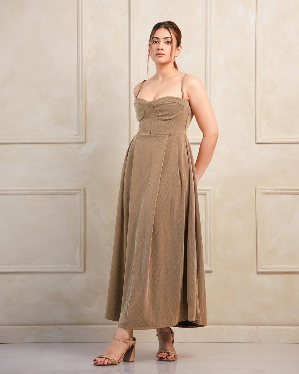 Etoffe Velora Dress