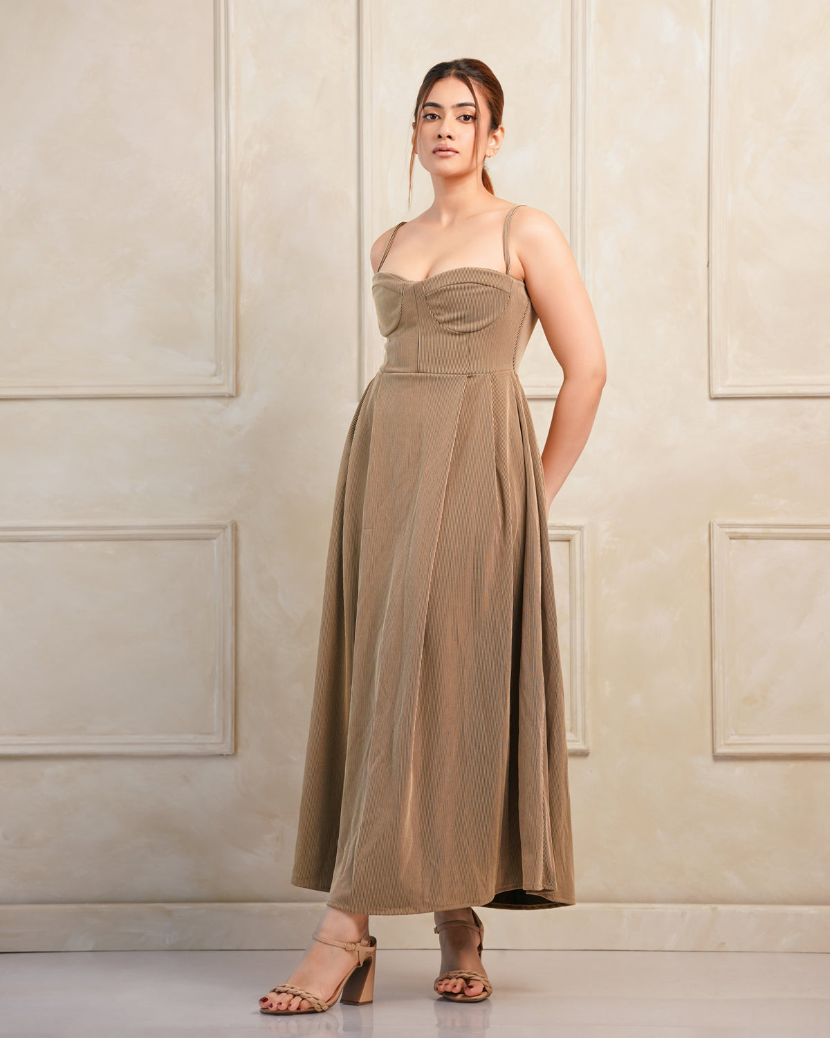 Etoffe Velora Dress